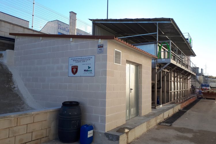 Instalación estación depuradora de aguas residuales