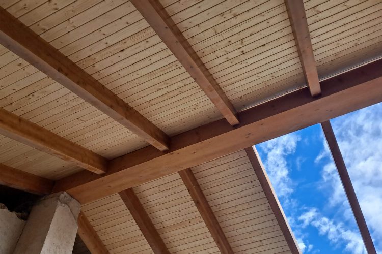 PROYECTO DE EJECUCIÓN PARA ADECUACIÓN DE CONSTRUCCIÓN EXISTENTE PARA LA RECUPERACIÓN DEL PATRIMONIO ARQUITECTÓNICO TRADICIONAL PARA BODEGA DE CRIANZA Y PUNTO DE VENTA AL POR MENOR DE VINO